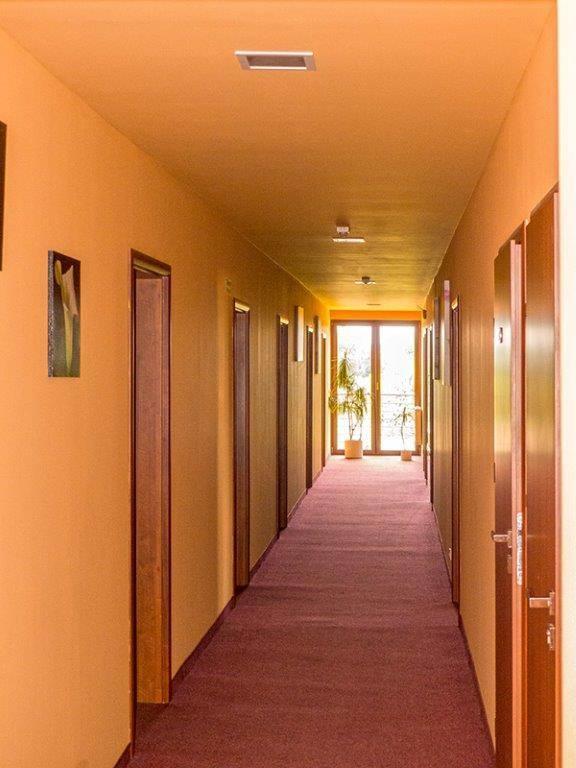 Hotel Paola Kutno Kültér fotó