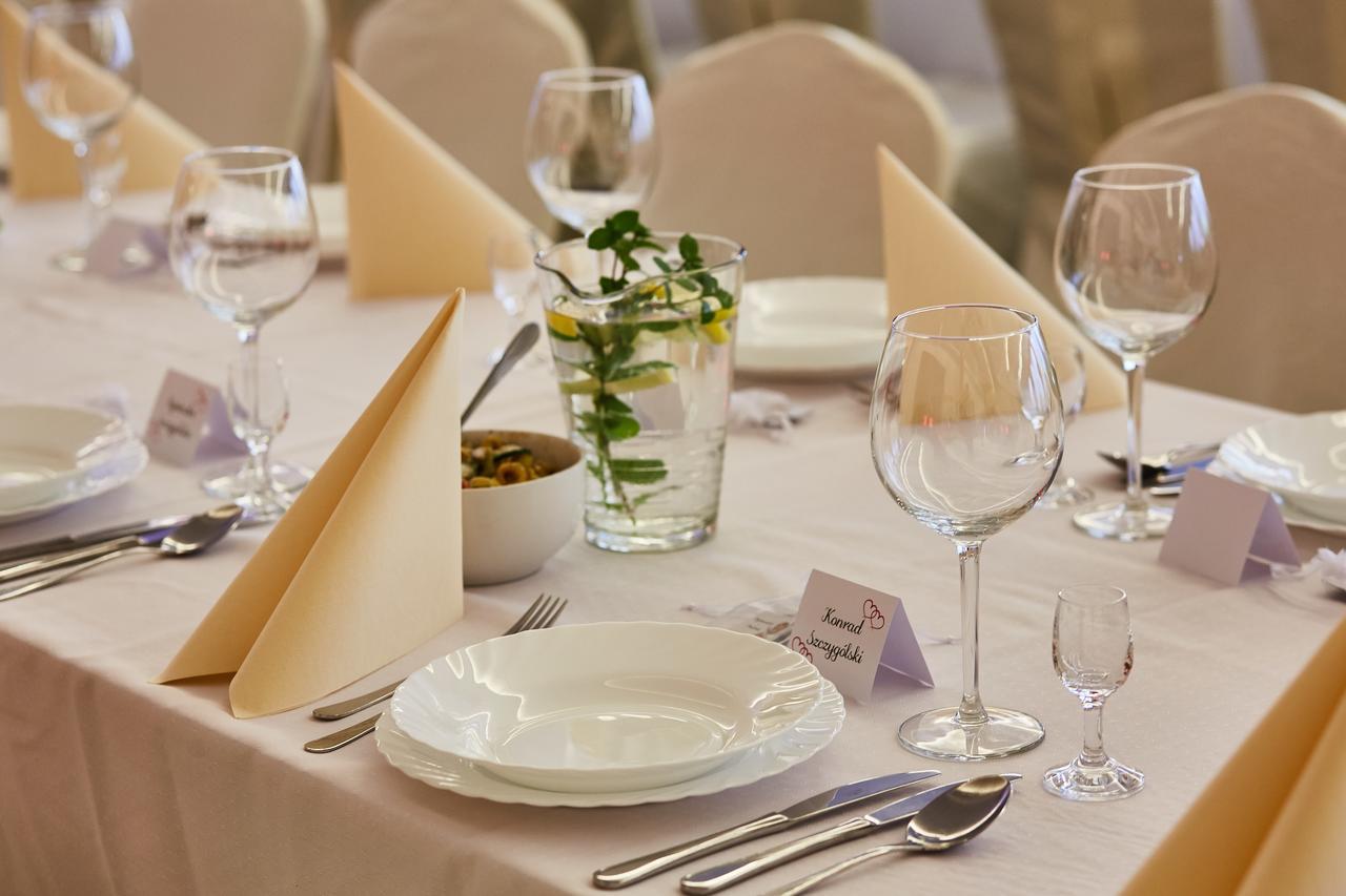 Hotel Paola Kutno Kültér fotó